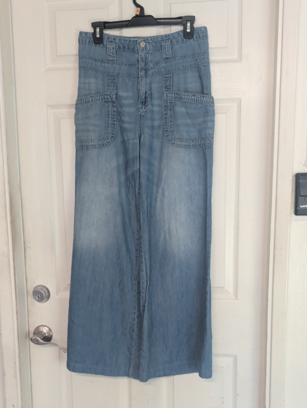 Pilcro High Rise Wide Leg Utility Patch Pocket Jeans Women 28